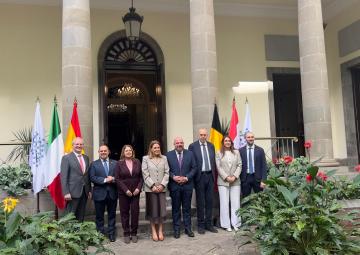 La presidenta de la Asamblea Regional de Murcia, Visitación Martínez, en las reuniones del Comité Permanente y del Plenario de la Asamblea de la CALRE